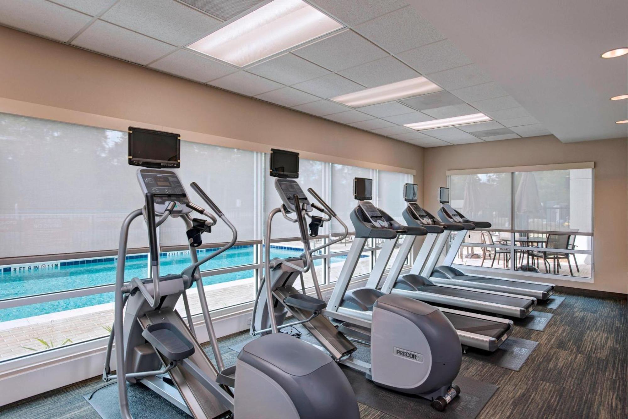Towneplace Suites By Marriott Lakeland Exterior photo